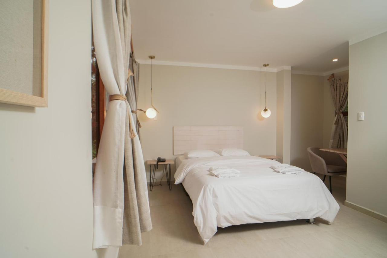 Kantu Garden Lodge 莫约班巴 外观 照片